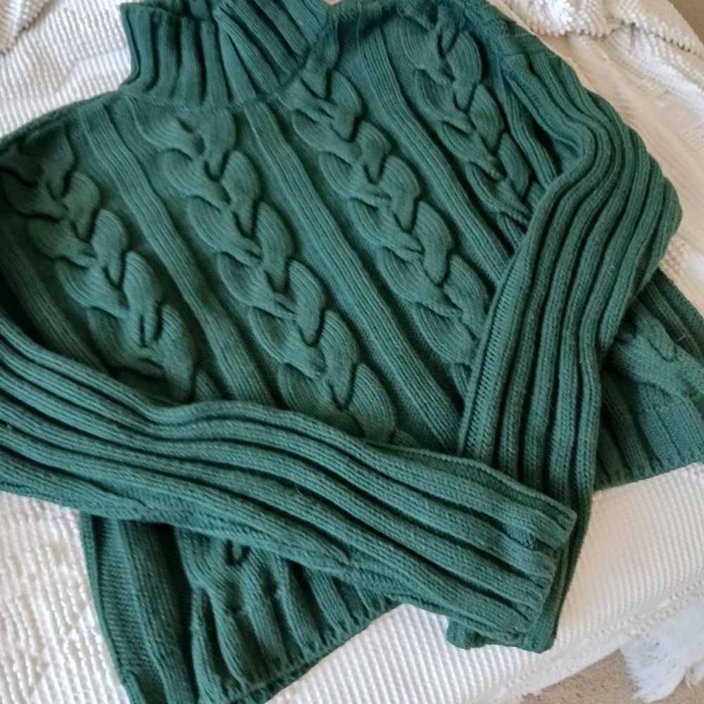 Forest green cropped cable sweater.